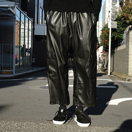 NHUDUONG fake leather eazy pants