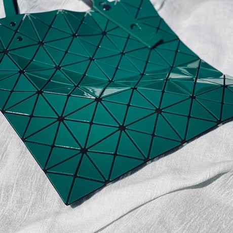 isseymiyake baobao bag green
