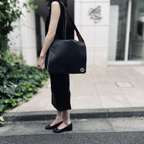 新品 trussardi 2021ss fake leather shoulder bag