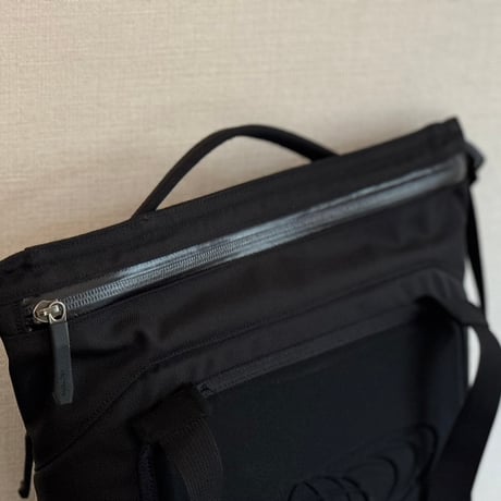 arcteryx shoulder bag limited model