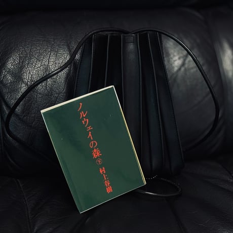 factory sample pvc pleats shoulder bag black