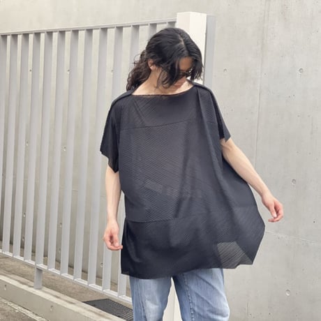 新品 isseymiyake over size pleats tops