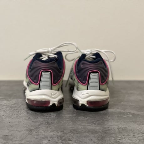 新品  nike air max deluxe