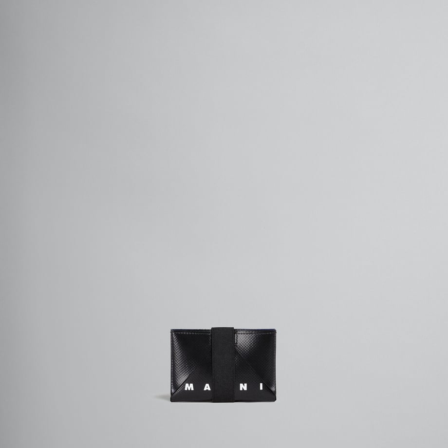 68e45e01d50198f3fd4d76dd