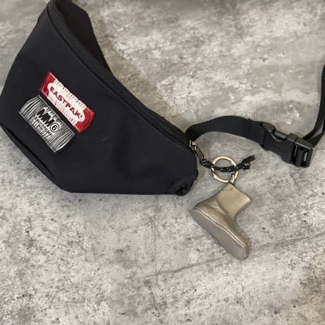 新品 maison margiela 2020ss "足袋" key ring