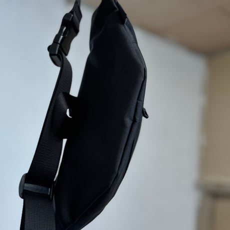 comme des garcons body bag black