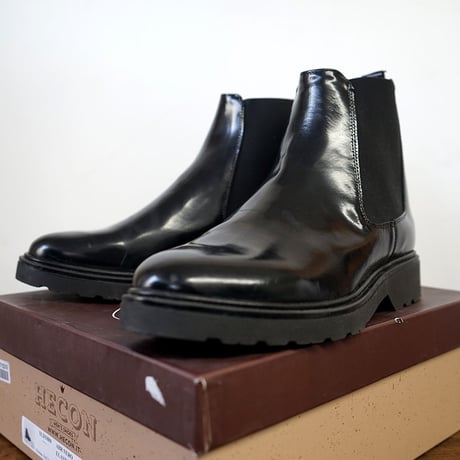 新品 HECON side-gore boots