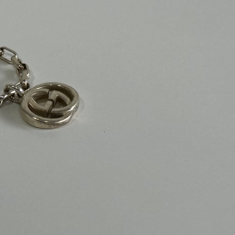 gucci interlocking G logo silver bracelet