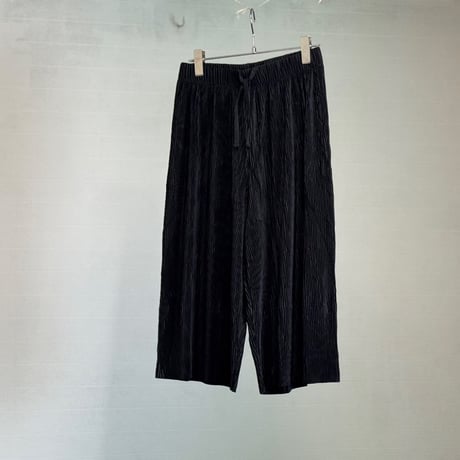 factory sample pleats wide half pants black