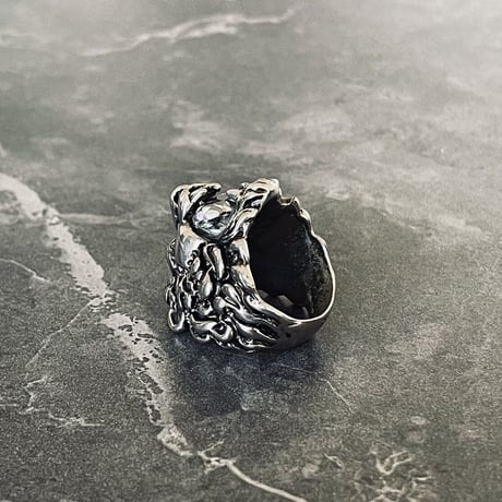 gucci lion hed crystal silver ring 14号
