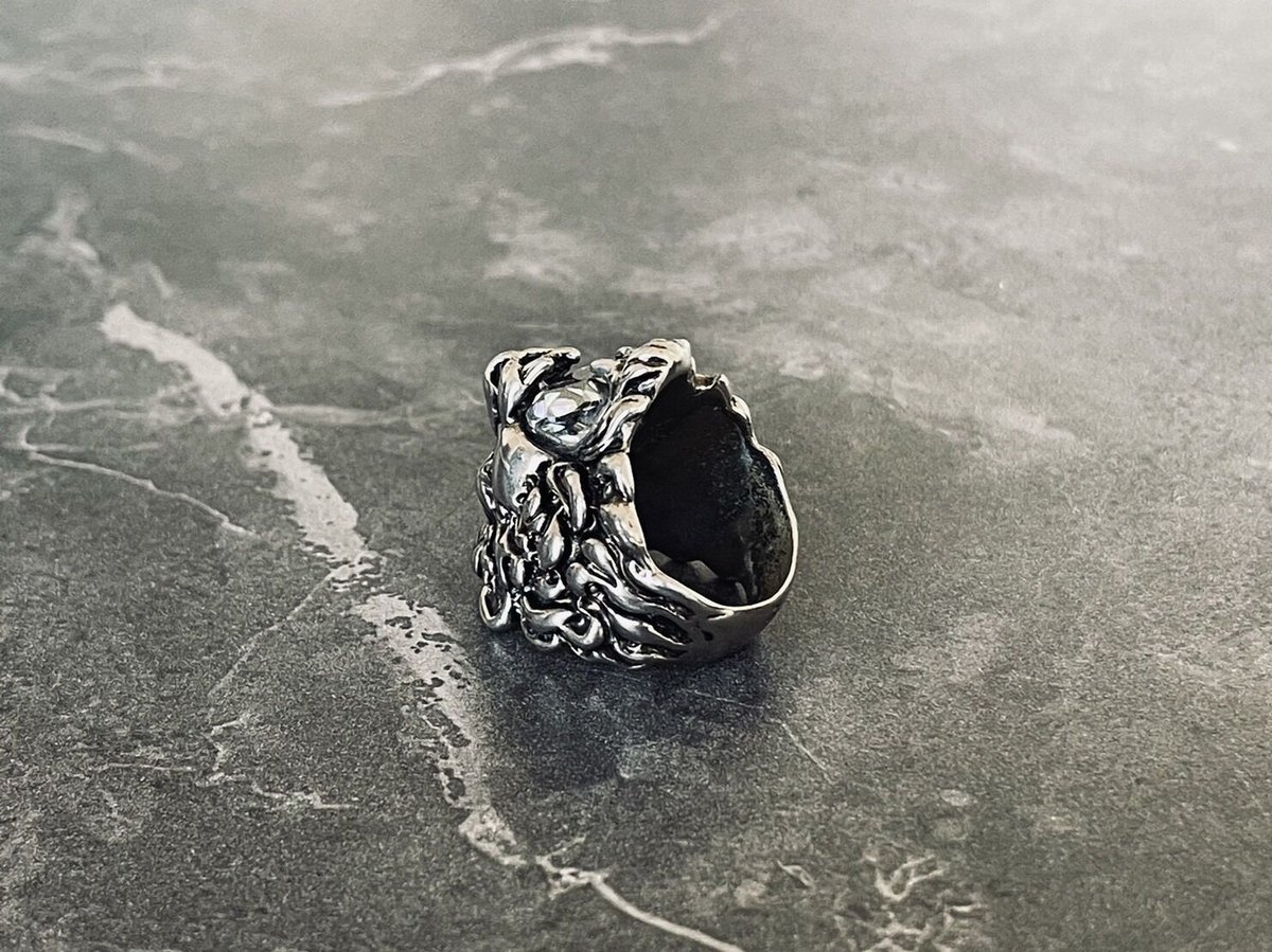 gucci lion hed crystal silver ring 16号 | requality gucci lion hed crystal silver ring 16号 | requality