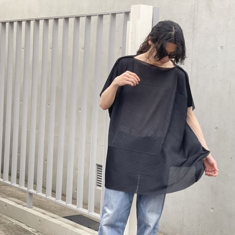新品 isseymiyake over size pleats tops