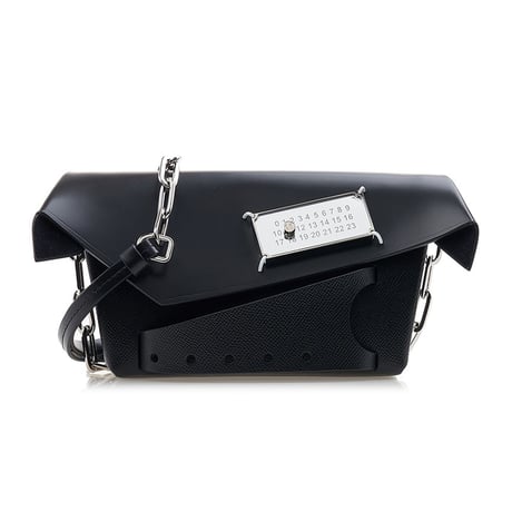 margiela snatched leather shoulder bag black