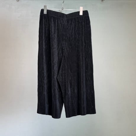 factory sample pleats wide half pants black