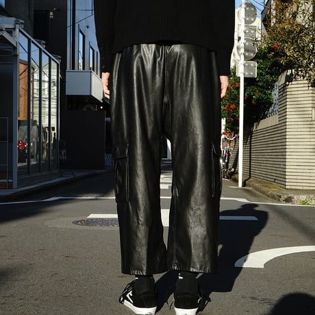 NHUDUONG fake leather eazy pants