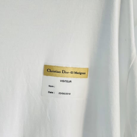 DIOR visitor logo tops