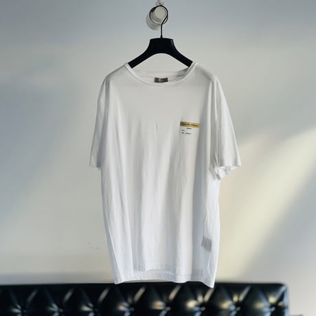DIOR visitor logo tops