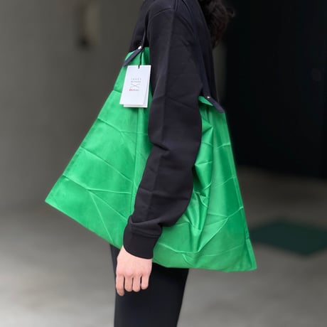 新品 isseymiyake × ittala pleats bag green