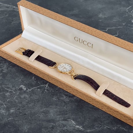 gucci vintage dress watch