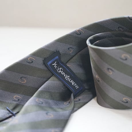 Yves Saint Laurent neck tie B