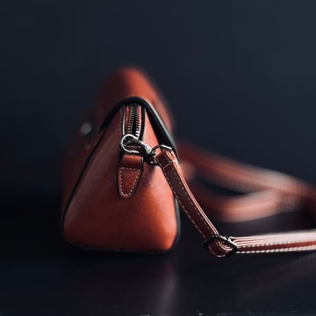【price down】import factory sample leather shoulder bag brown