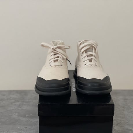 新品 issey miyake men sneakers 42