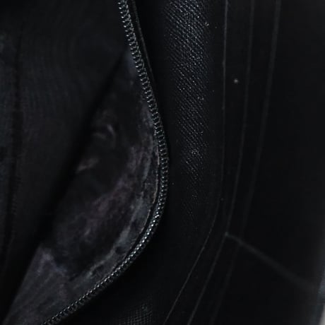 prada wallet
