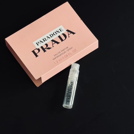 prada "PARADOXE"