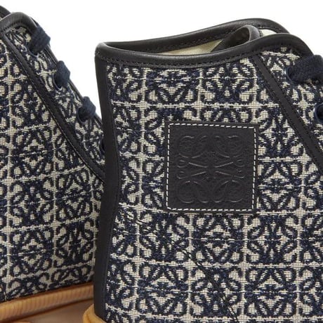 loewe anagram sneakers 41