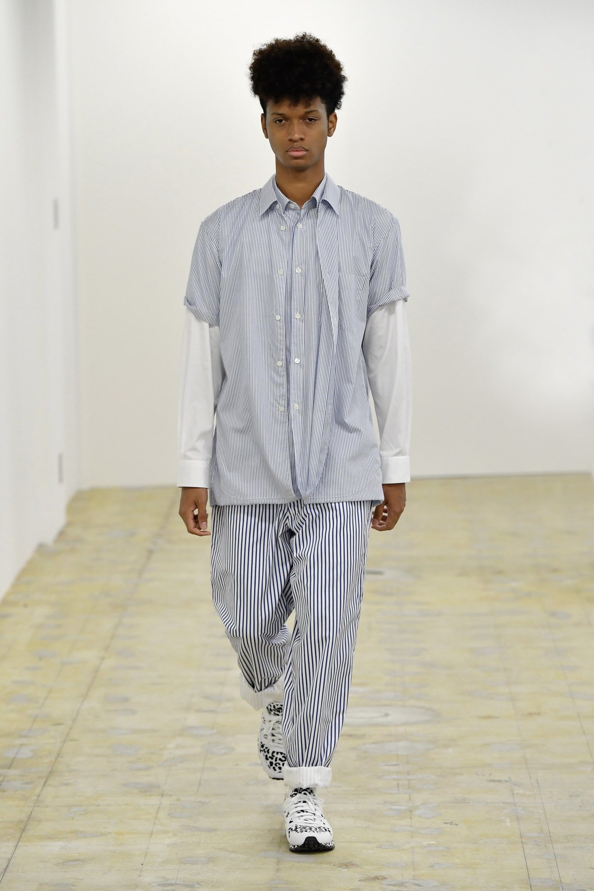 新品 comme des garcons shirt asics 2022ss 
