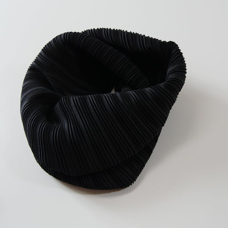 未使用 Issey miyake pleats neck warmer | requality