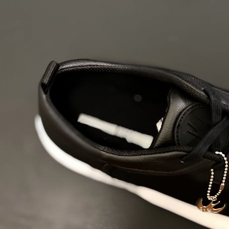 新品 mcq alexander mcqueen leather sneakers 44