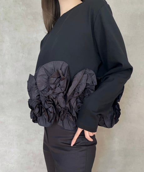 Petal Sculpture TOP（BLACK）