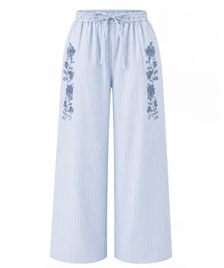 Room 305 : Striped Pants