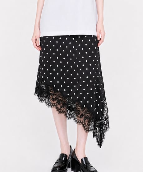 Sunday Matinee : Satin Skirt (BLACK)