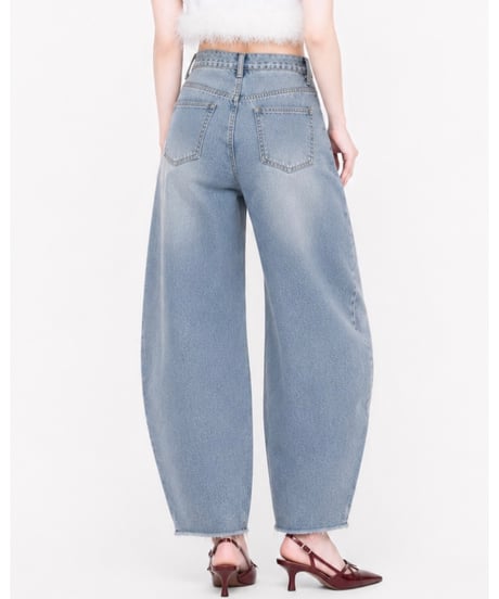 Off Route : Barrel Jeans