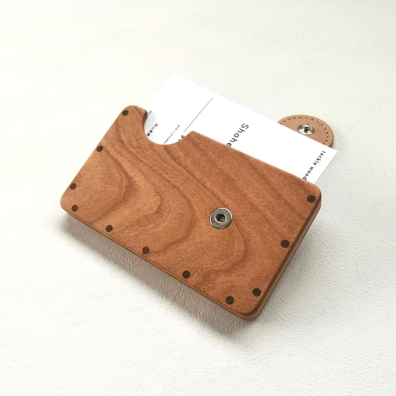 a card case 【チェリー】 - 木と革の名刺入れ - (受注制作) | tackle