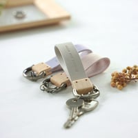key holder【メープル】　- 木と革のキーホルダー -