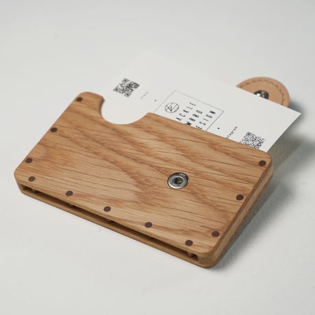 a card case 【ナラ】　- 木と革の名刺入れ -