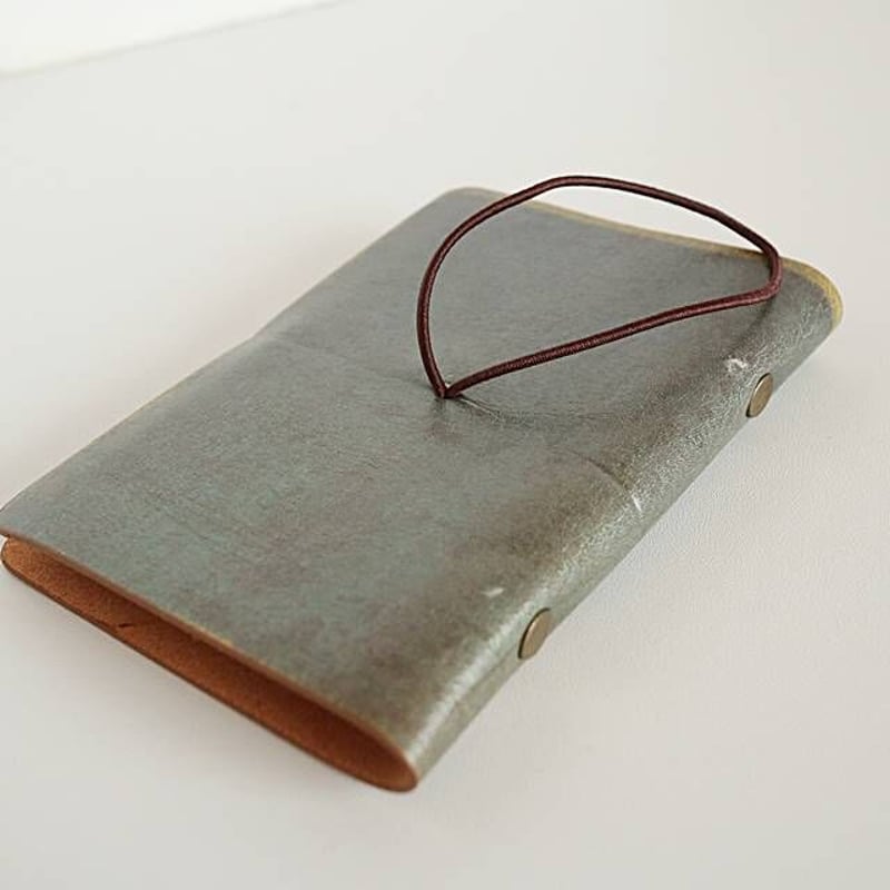 フランスアンティーク　カードホルダー リース模様の真鍮ペアカーテンホルダー（16x12cm） フランス