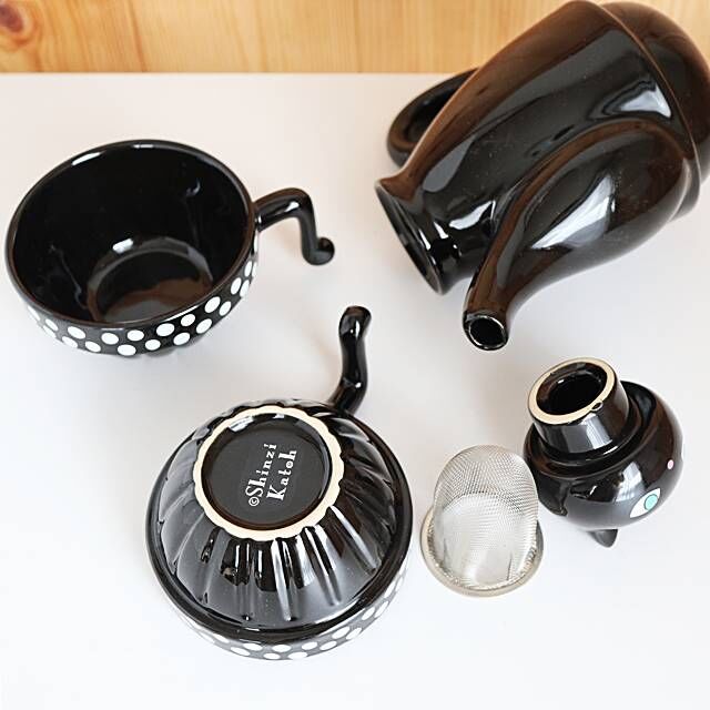 ティーフォーツー・黒猫（03-096） | 猫雑貨店 ラ・シュエット