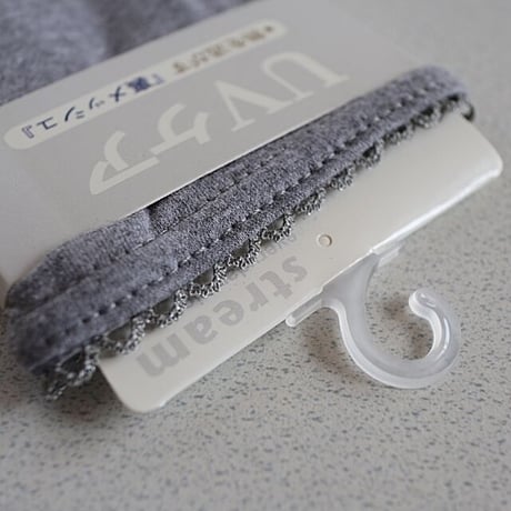 ワンポイント猫刺繍UVケアショート手袋