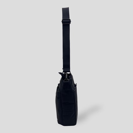 Nylon OX SQUARE CROSS BAG / BLACK