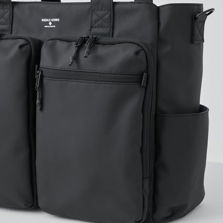 Coating UTILITY TOTE / BLACK