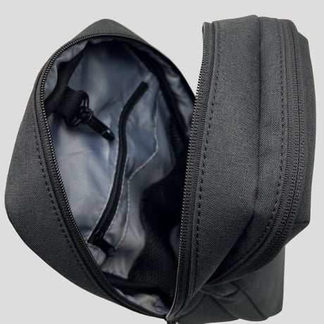 Chambray Polyester SLING PACK / GRAY