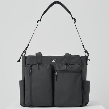 Coating UTILITY TOTE / BLACK