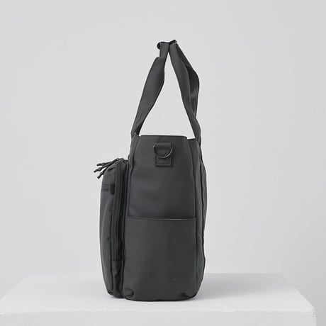 Coating UTILITY TOTE / BLACK