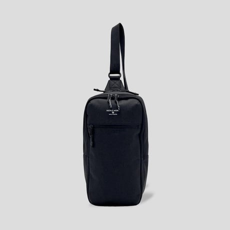Chambray Polyester SLING PACK / BLACK