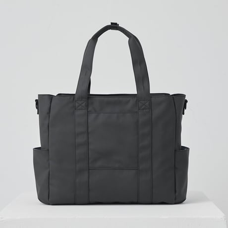 Coating UTILITY TOTE / BLACK