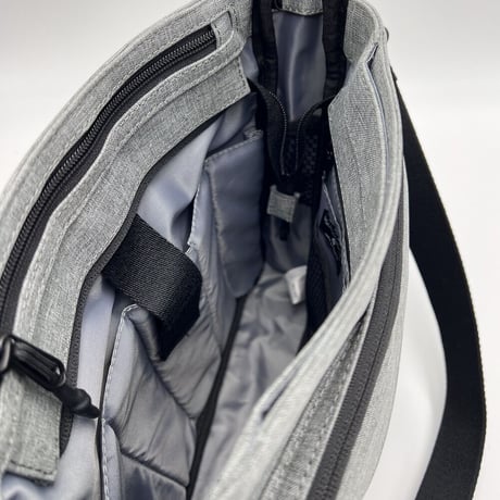Chambray Polyester SQUARE CROSS BAG / BLACK